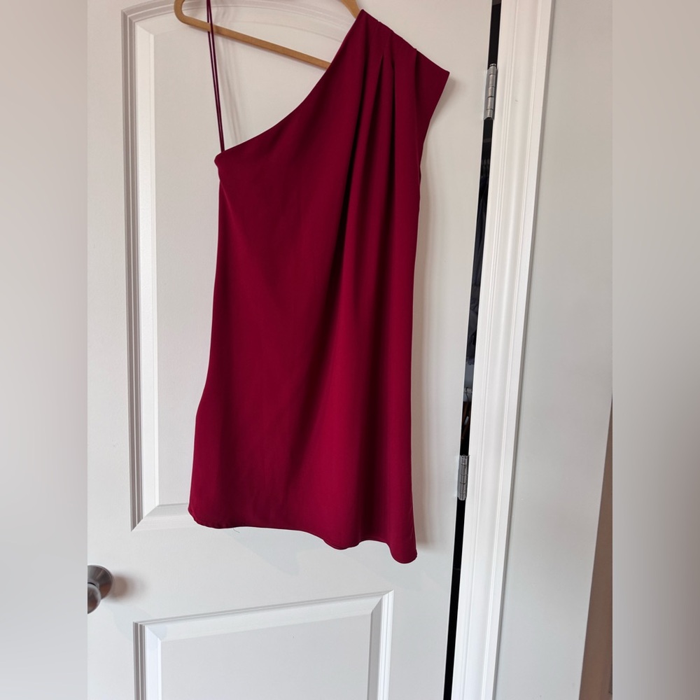 Alice + Olivia One-Shoulder Burgundy Dress